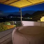 Panoramico Apartment, Private Jacuzzi Διαμέρισμα