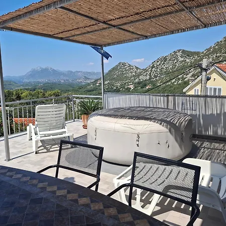 Panoramico Apartment, Private Jacuzzi شقة *