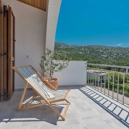 Panoramico Apartment, Private Jacuzzi Διαμέρισμα Brela