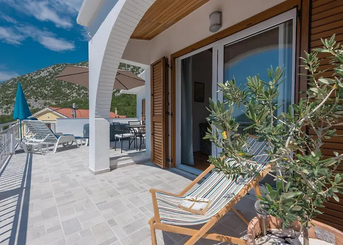 Panoramico Apartment, Private Jacuzzi شقة *