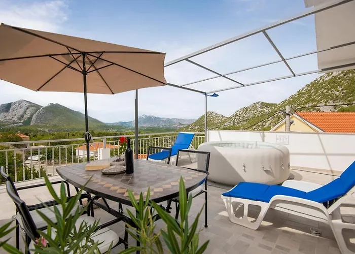 Panoramico Apartment, Private Jacuzzi