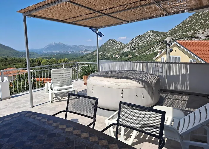 Panoramico Apartment, Private Jacuzzi شقة *