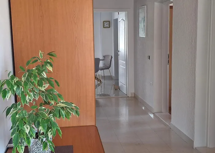 شقة Panoramico Apartment, Private Jacuzzi بريلا