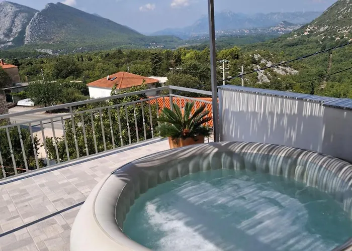 شقة Panoramico Apartment, Private Jacuzzi