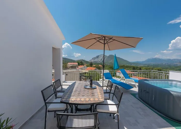 Panoramico Apartment, Private Jacuzzi بريلا