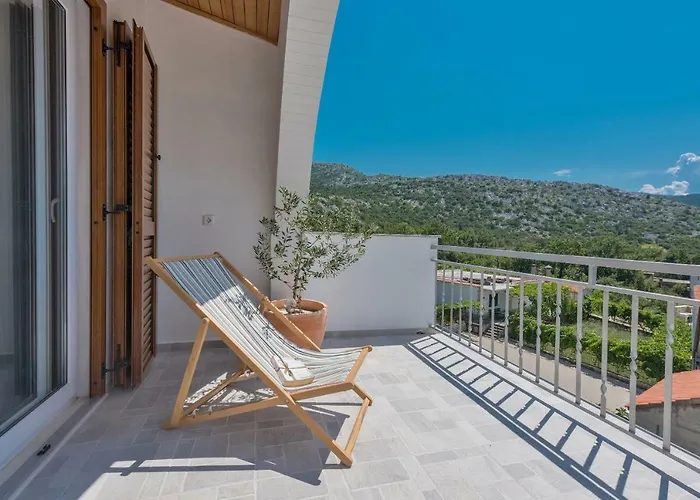 Panoramico Apartment, Private Jacuzzi شقة بريلا