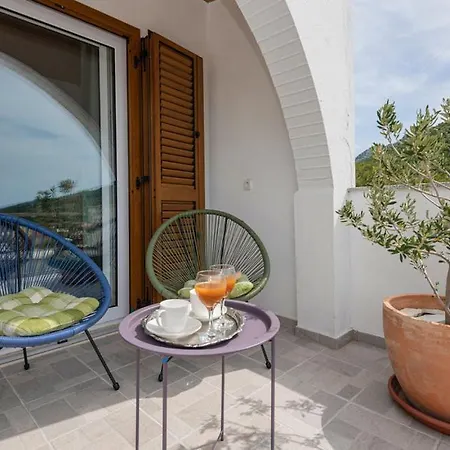 Panoramico Apartment, Private Jacuzzi *