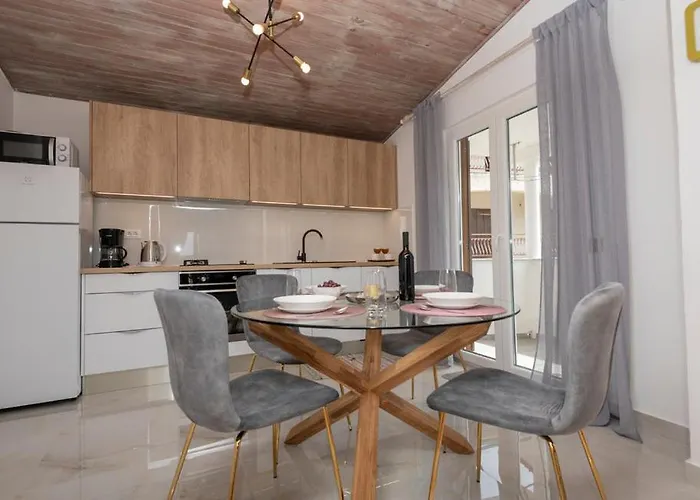 Panoramico Apartment, Private Jacuzzi Apartment Brela